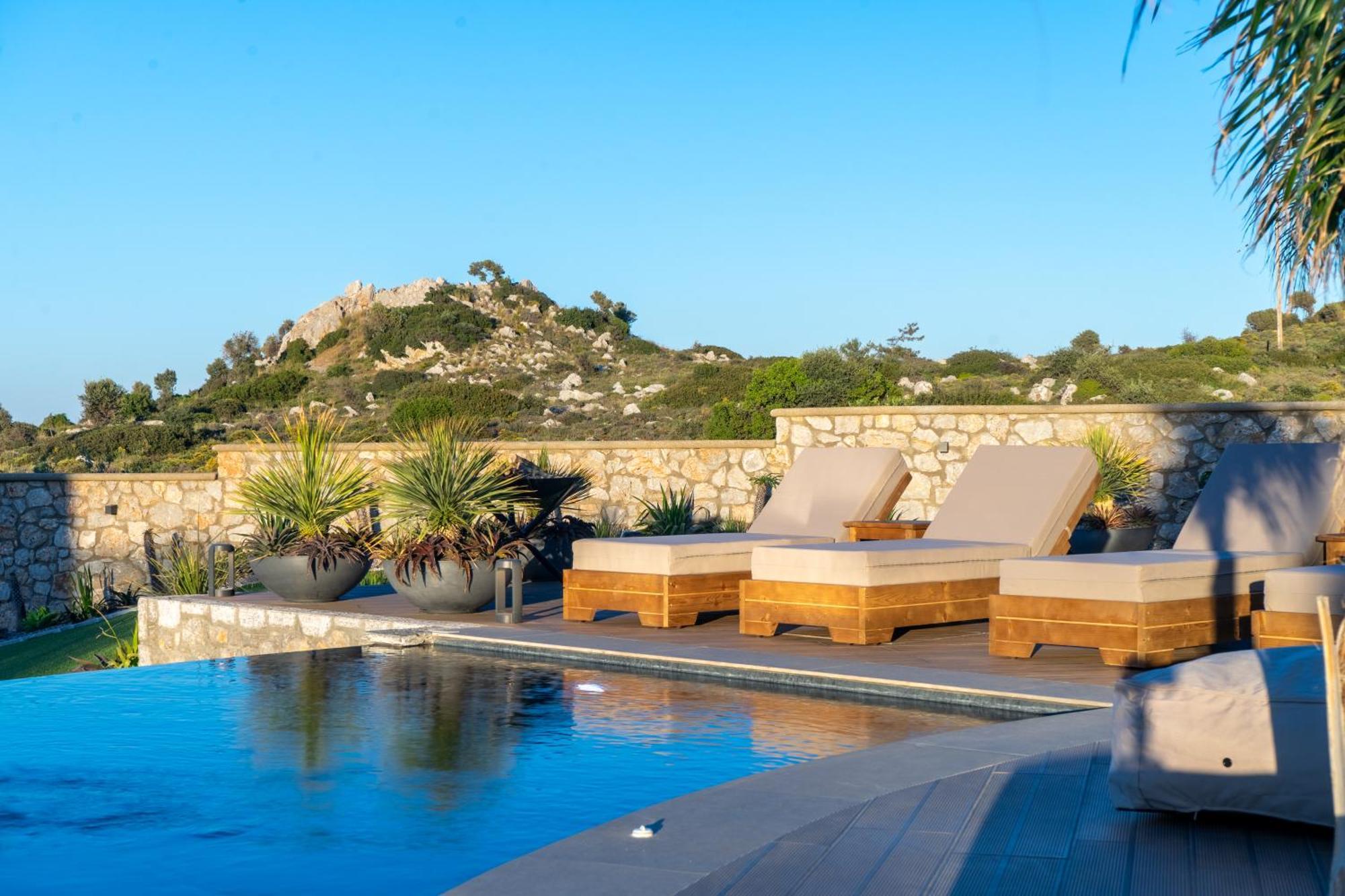 Rhode Luxury Villa Kalithies Exterior photo